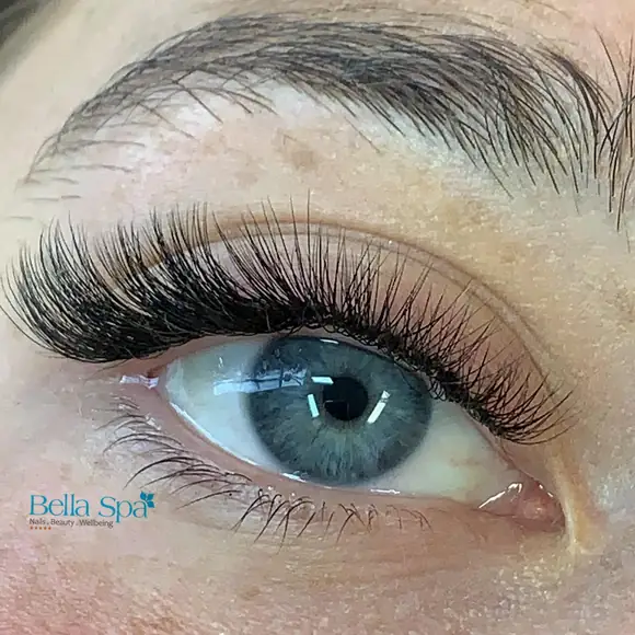 Lashes 19